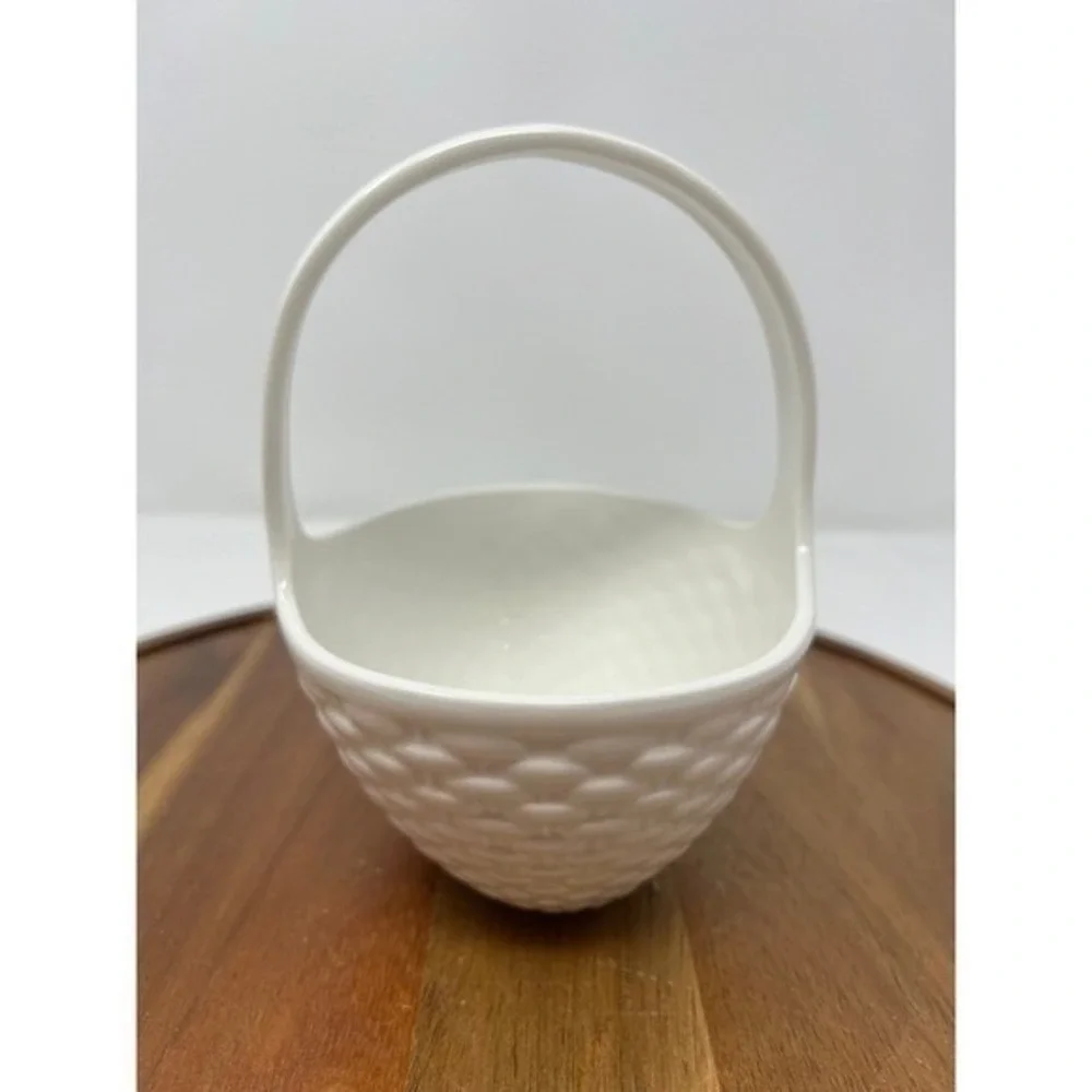 White Ceramic Basket Trinket Dish Handle‎ Holder Small Decor Accent
